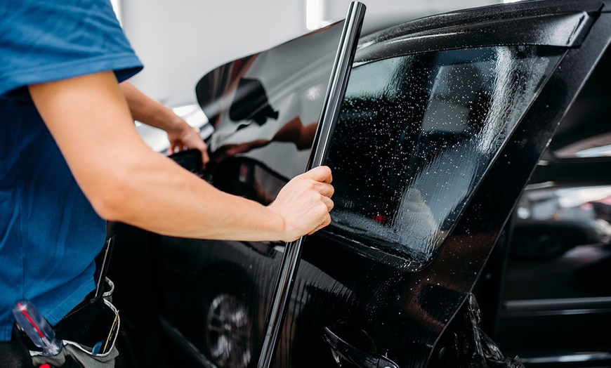 Autoscreenz Partner window tinting